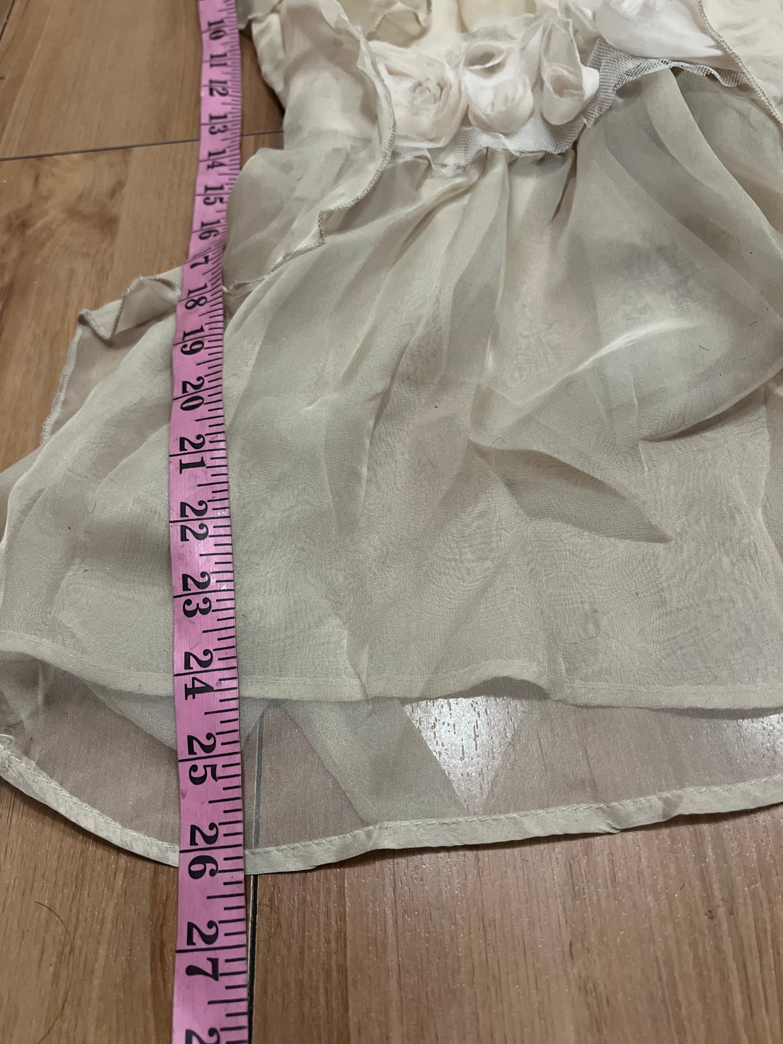 Frilly cream cami frilly whimsy top size medium