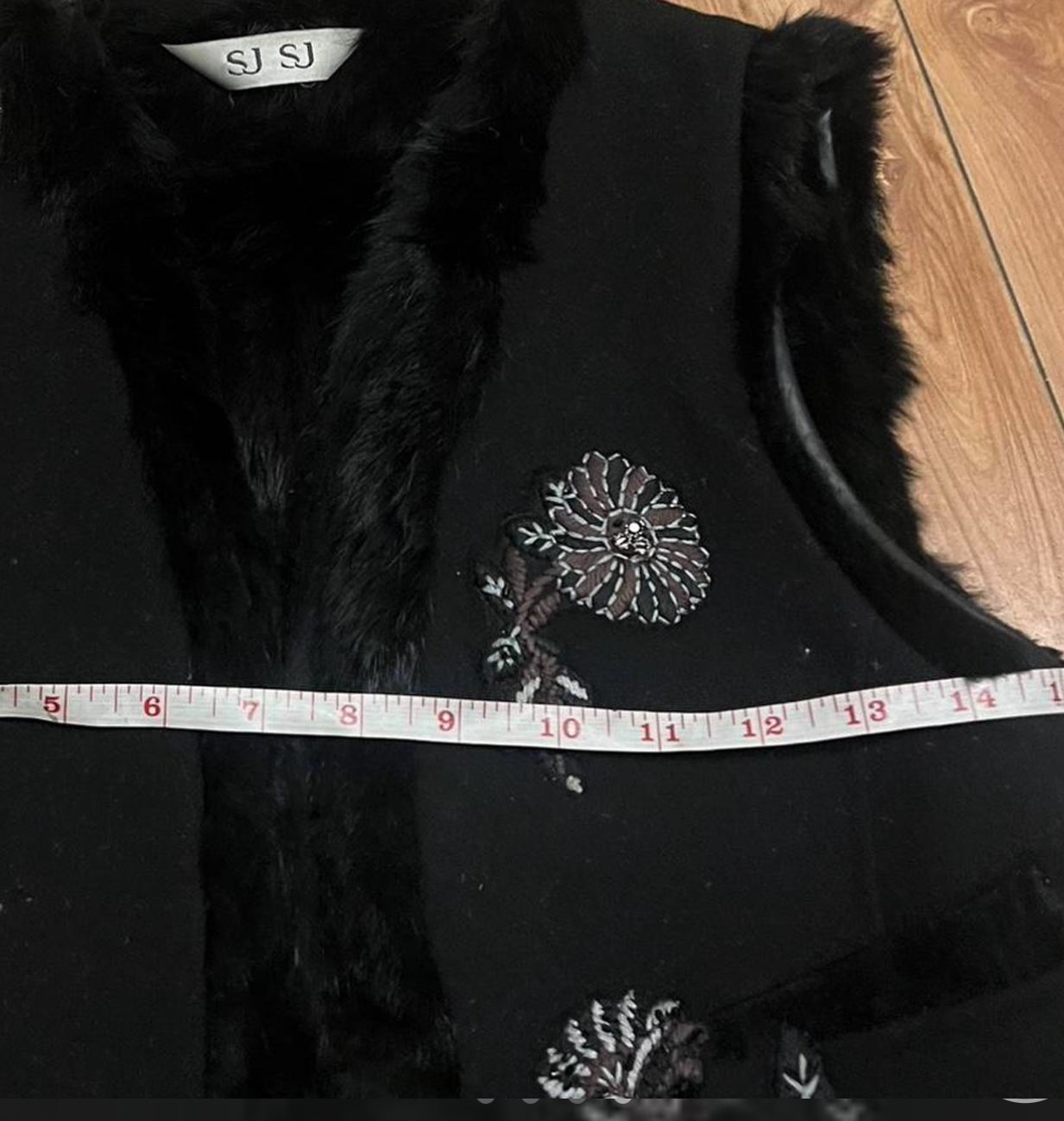 Fur suede fairy whimsy embroidery vest with fur small