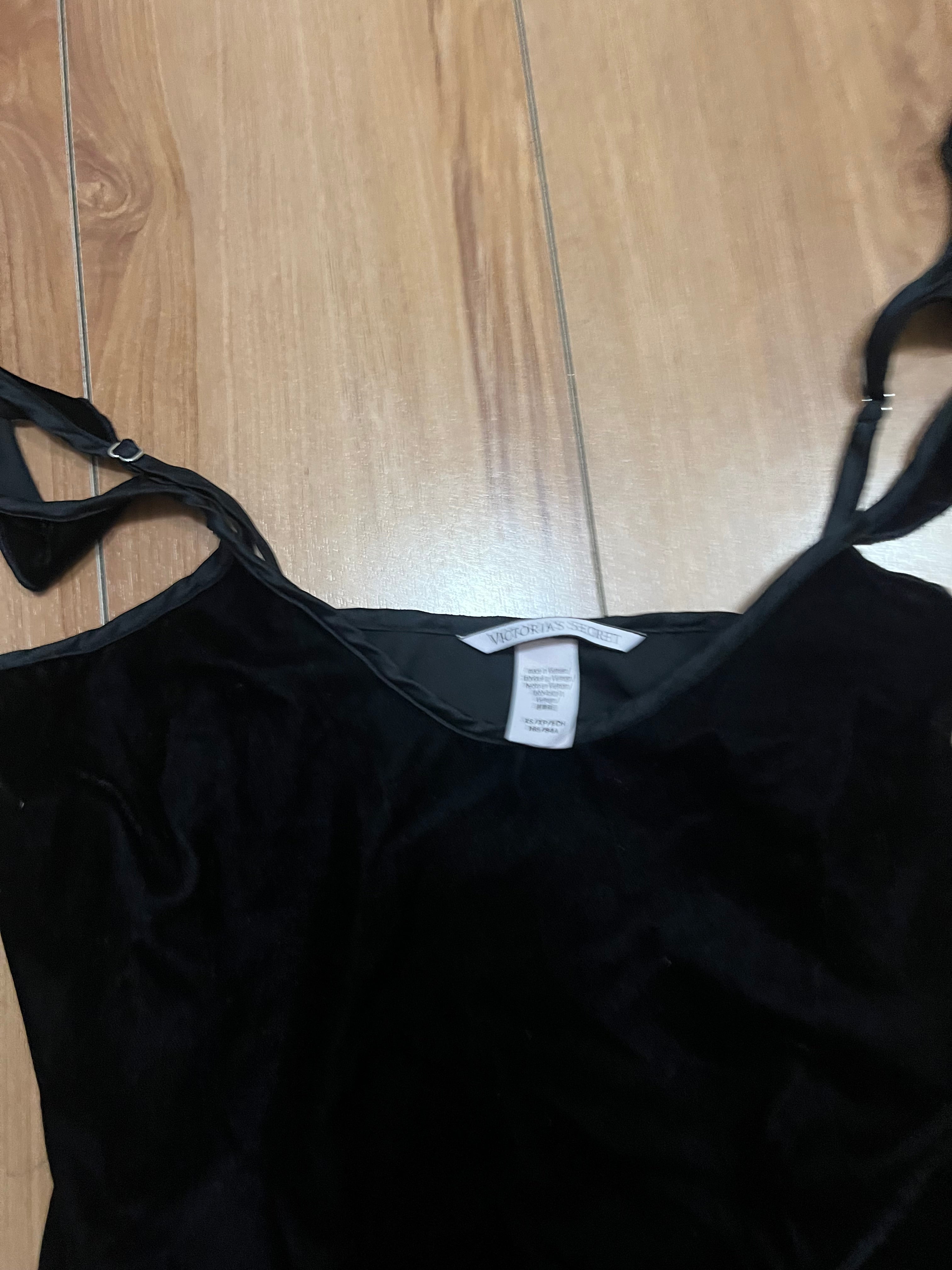 Black believer Victoria’s Secret cami Xs
