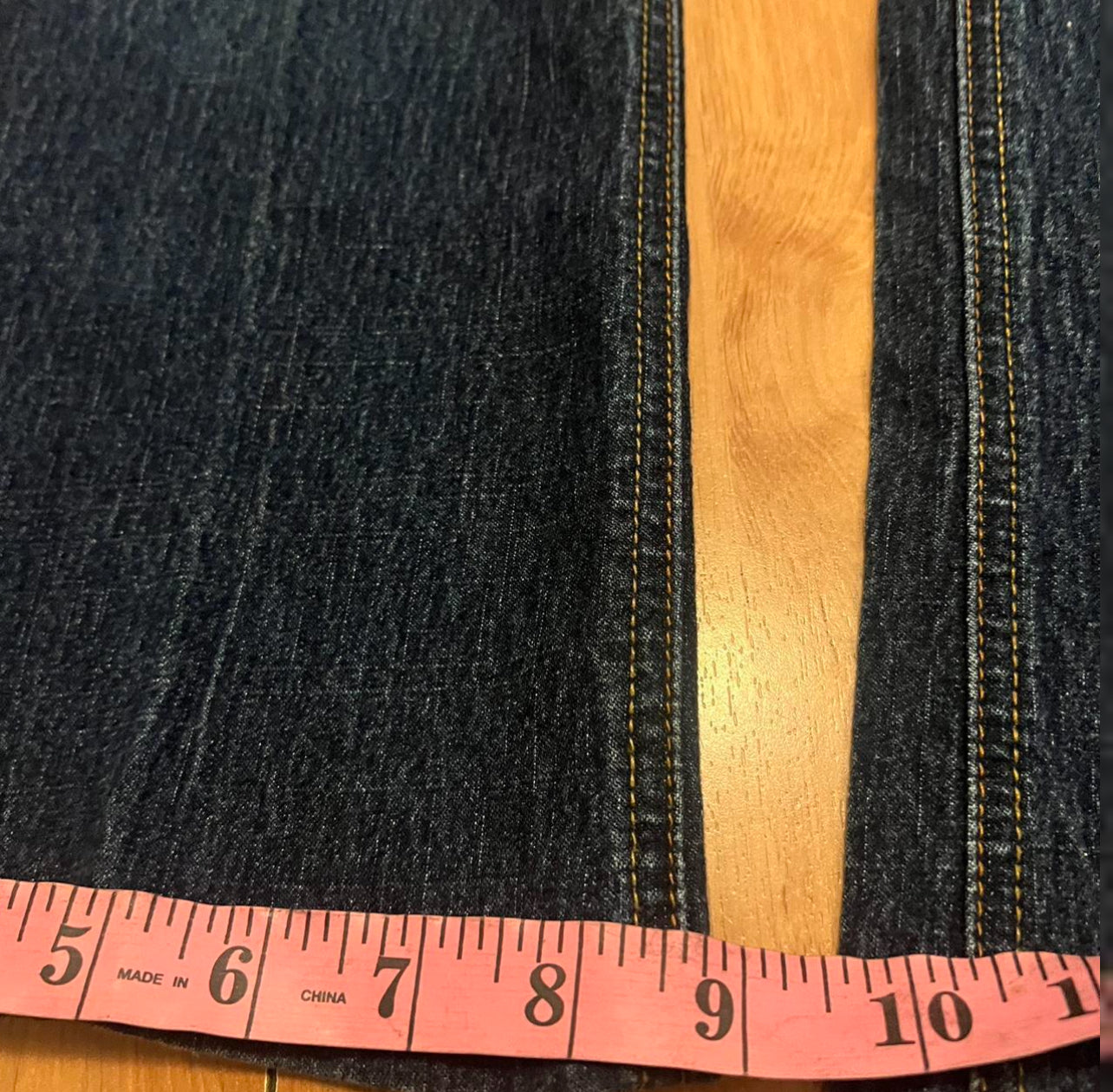 Embroidered 90’s low rise flare jeans size medium