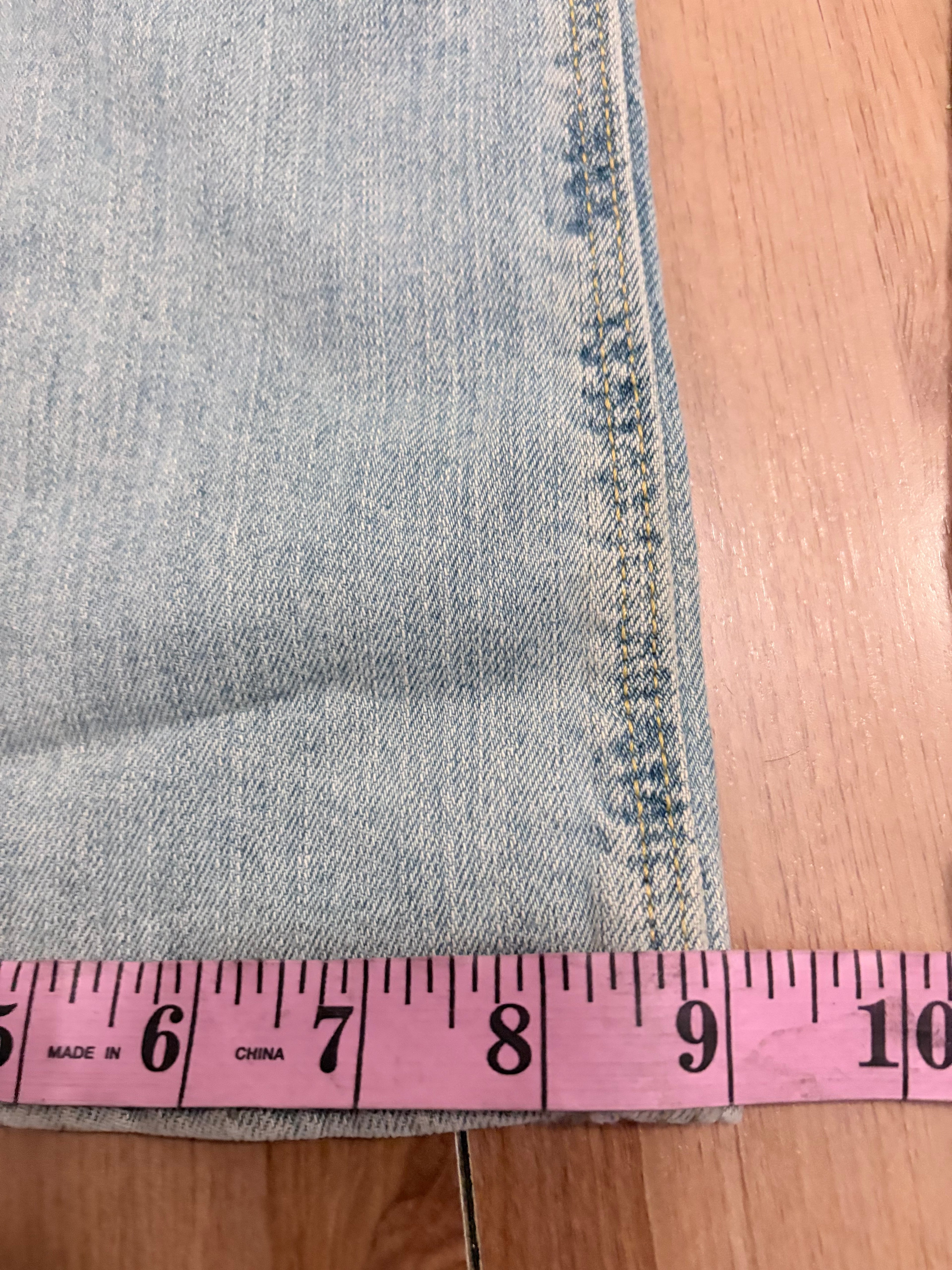 Low rise holister size 3 light denim blue jeans