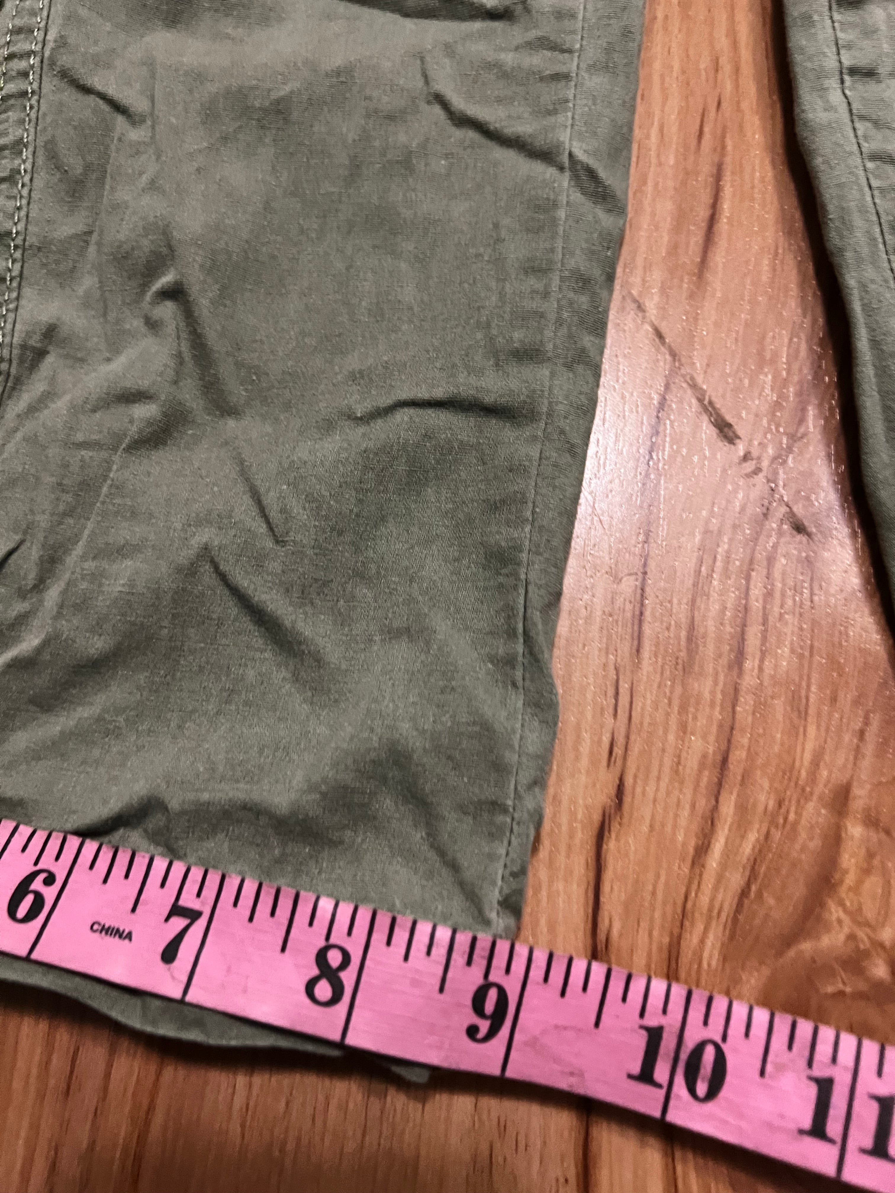 Green fairy whimsy bedazzled cargo flare pants size 6petite