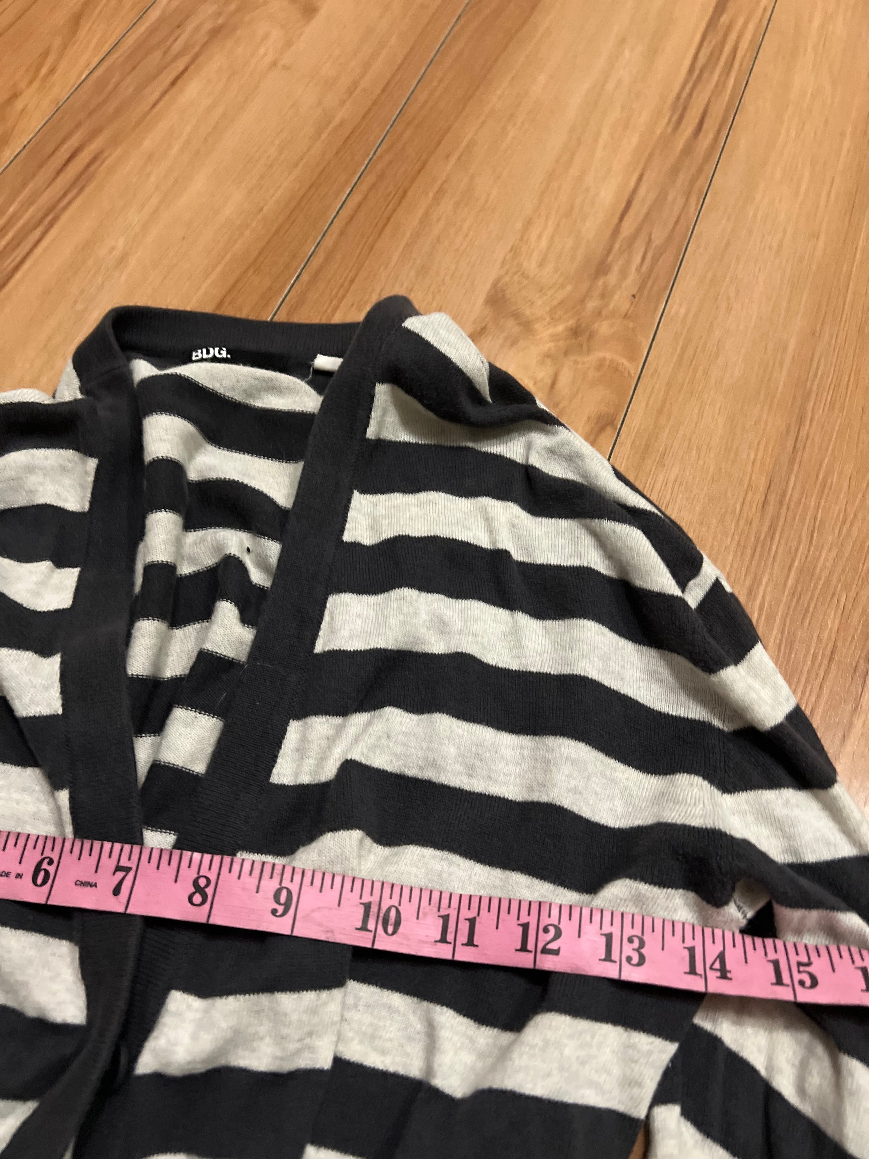 Fall striped navy white cardigan size medium