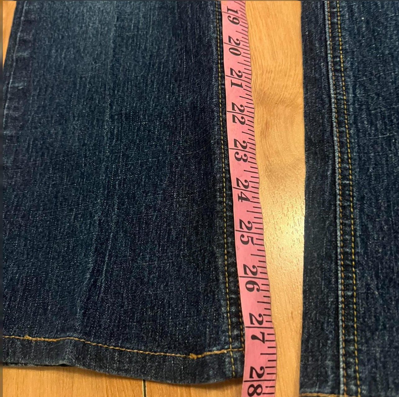 Embroidered 90’s low rise flare jeans size medium