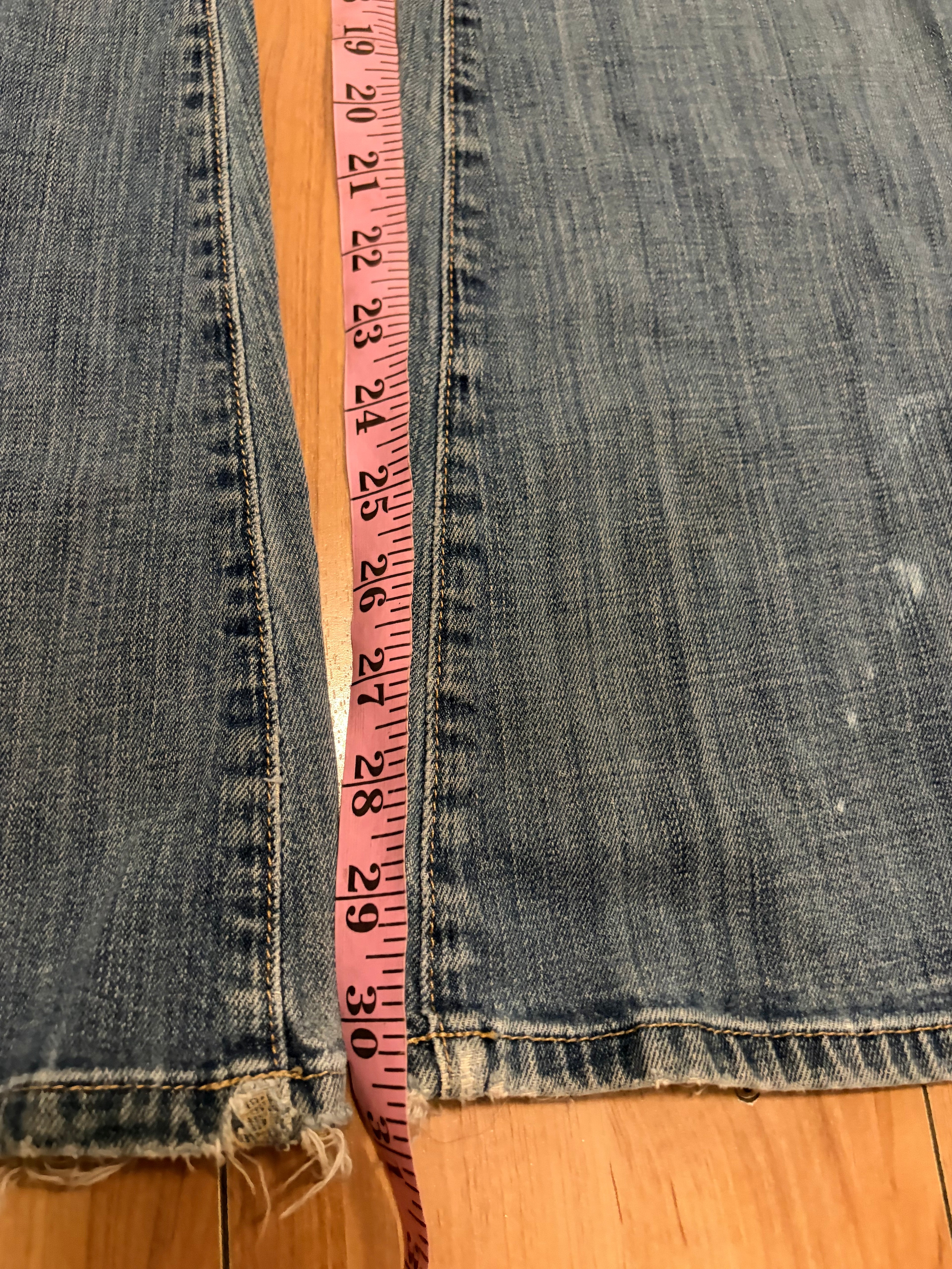 Blue low rise flare boot joes jeans size 28”