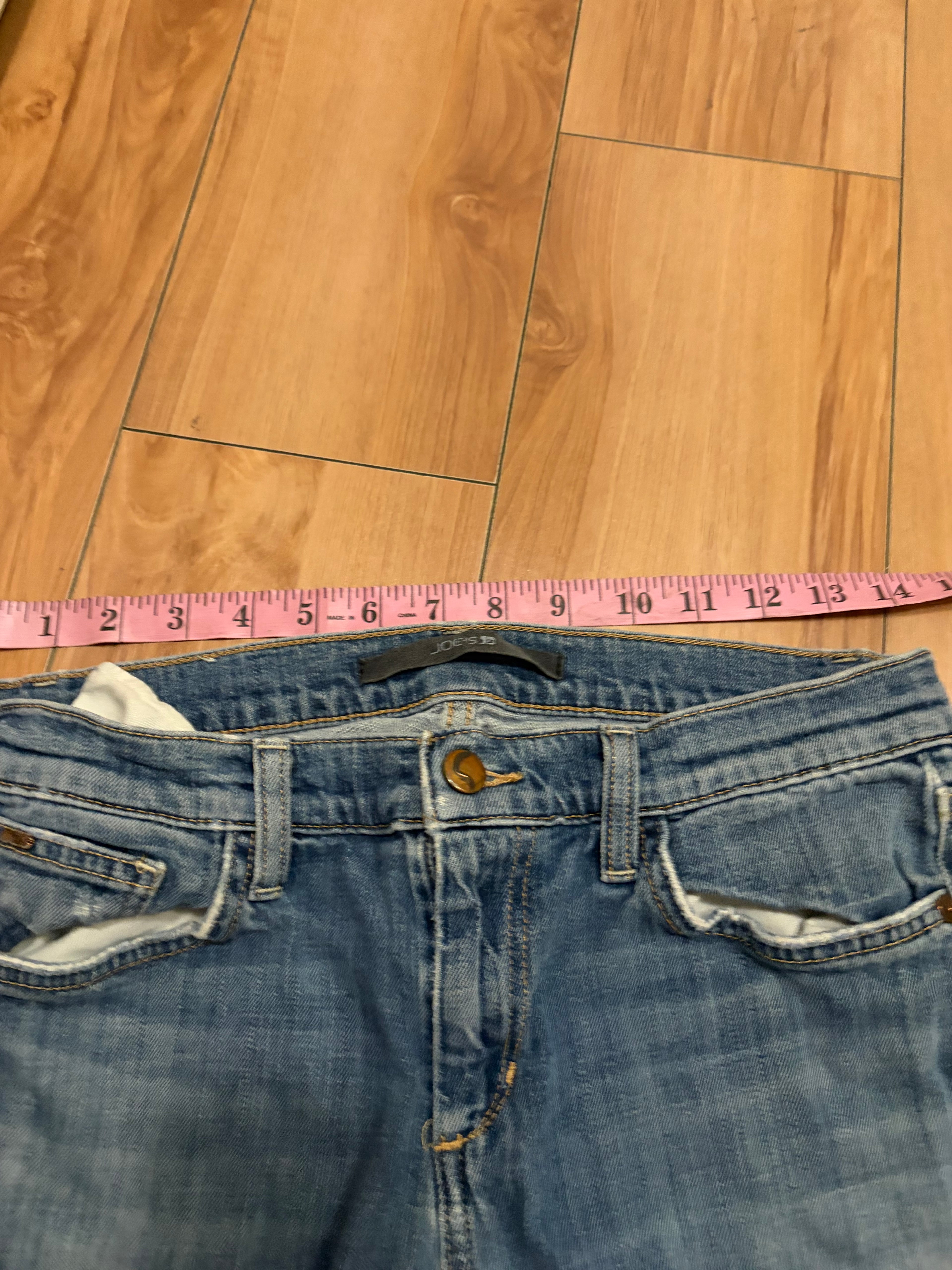 Blue low rise flare boot joes jeans size 28”