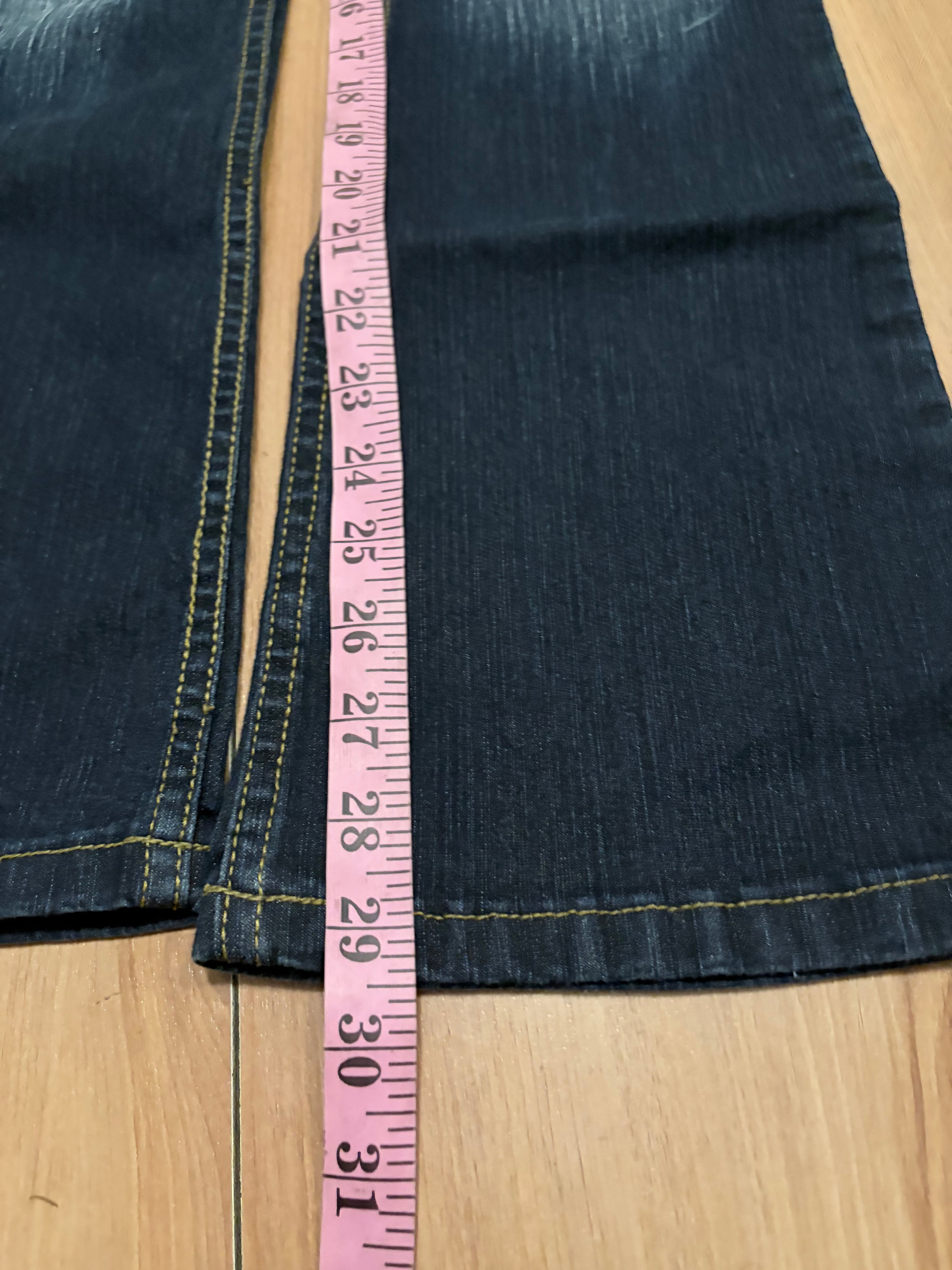 Dark blue floral low rise flare boot jeans size 0 xs grunge